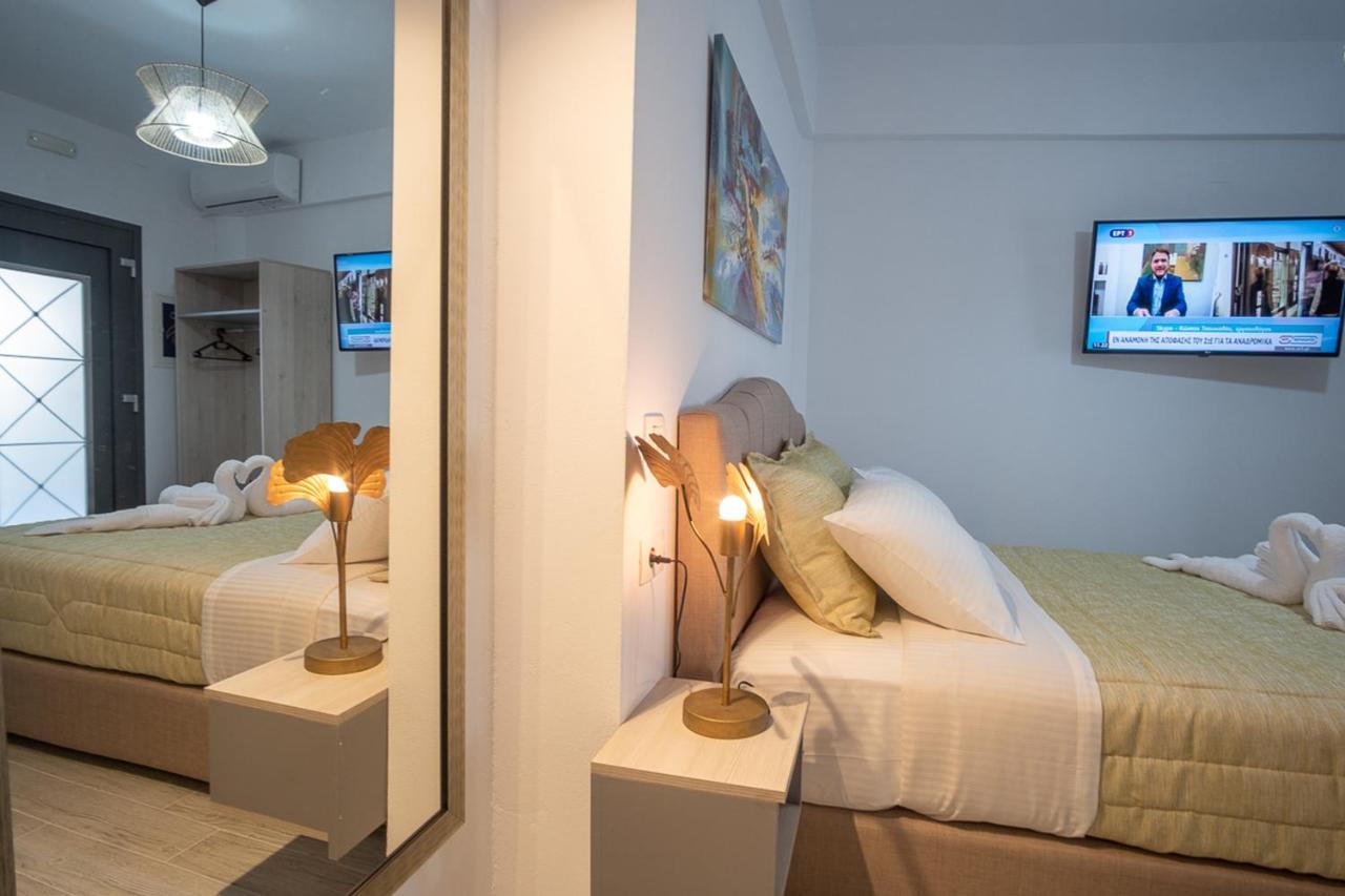 Serenity Luxe Suites Parga Exterior photo